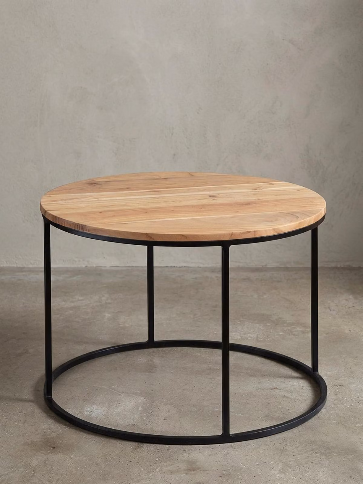 Tavolino in legno naturale, struttura stabile, ripiano rotondo, portata 50 kg. 60x60x43 cm | Kadima Design