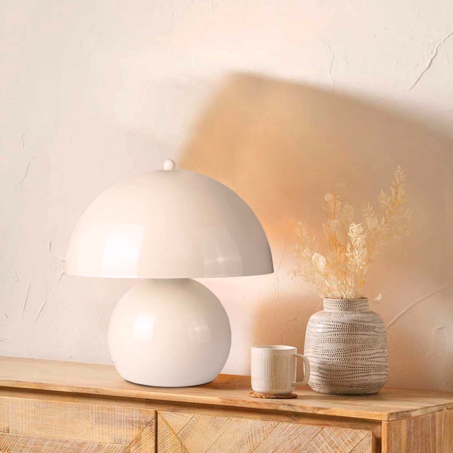 Opviq, lampada da tavolo di alta qualità, struttura in metallo, color crema, Ø 23 x h 13 cm, altezza: 30 cm, cavo: 150 cm, portalampada: 1 x E27 max 40 W, IP20, design moderno per ambienti eleganti.