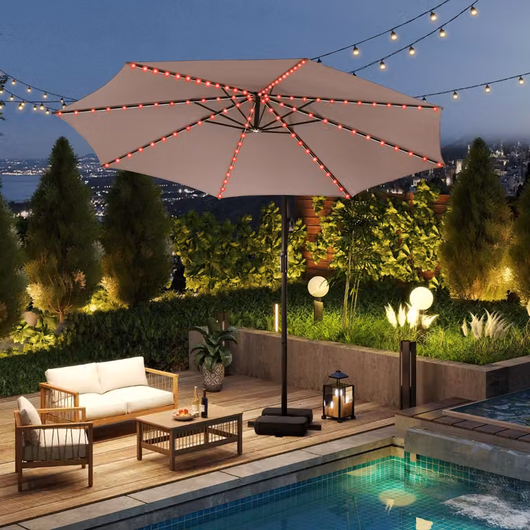 Ombrello sospeso a braccio Costway con luci LED solari e inclinazione regolabile, colore marrone o beige