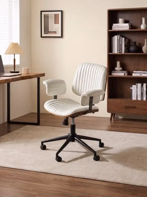 Sedia da ufficio girevole mid-century in pelle sintetica beige con braccioli imbottiti e base in metallo e plastica