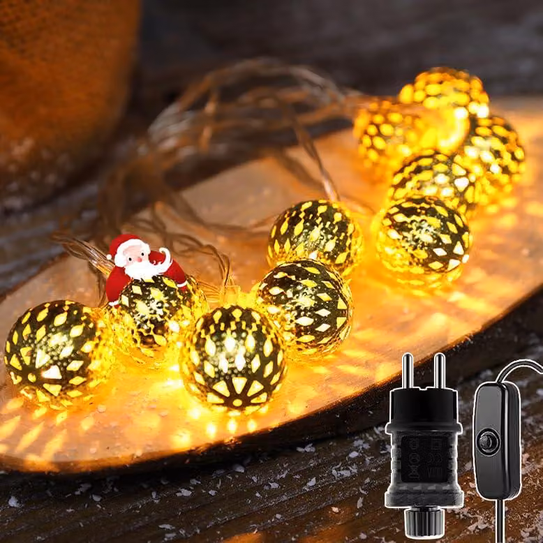 Catena luminosa da 7 metri, con 20 LED, palline metalliche argentate, luce bianco caldo
