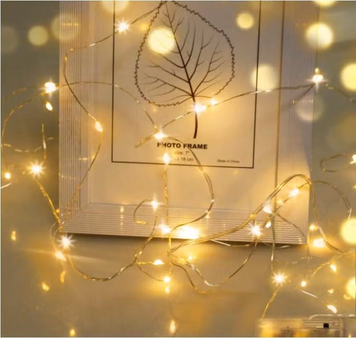Catena luminosa, lunghezza 5,3 metri, 50 LED, luce bianco caldo, alimentazione a batteria, adatta per uso esterno