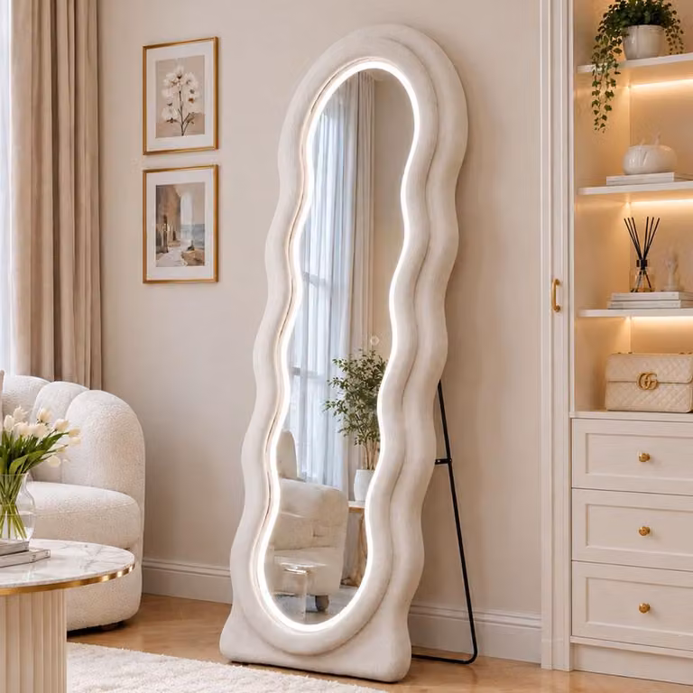INONEFT Specchio a figura intera ondulato, 150 × 45 cm, specchio da pavimento ad alta risoluzione con LED e supporto in metallo, 3 livelli di luminosità, specchio da trucco, bianco