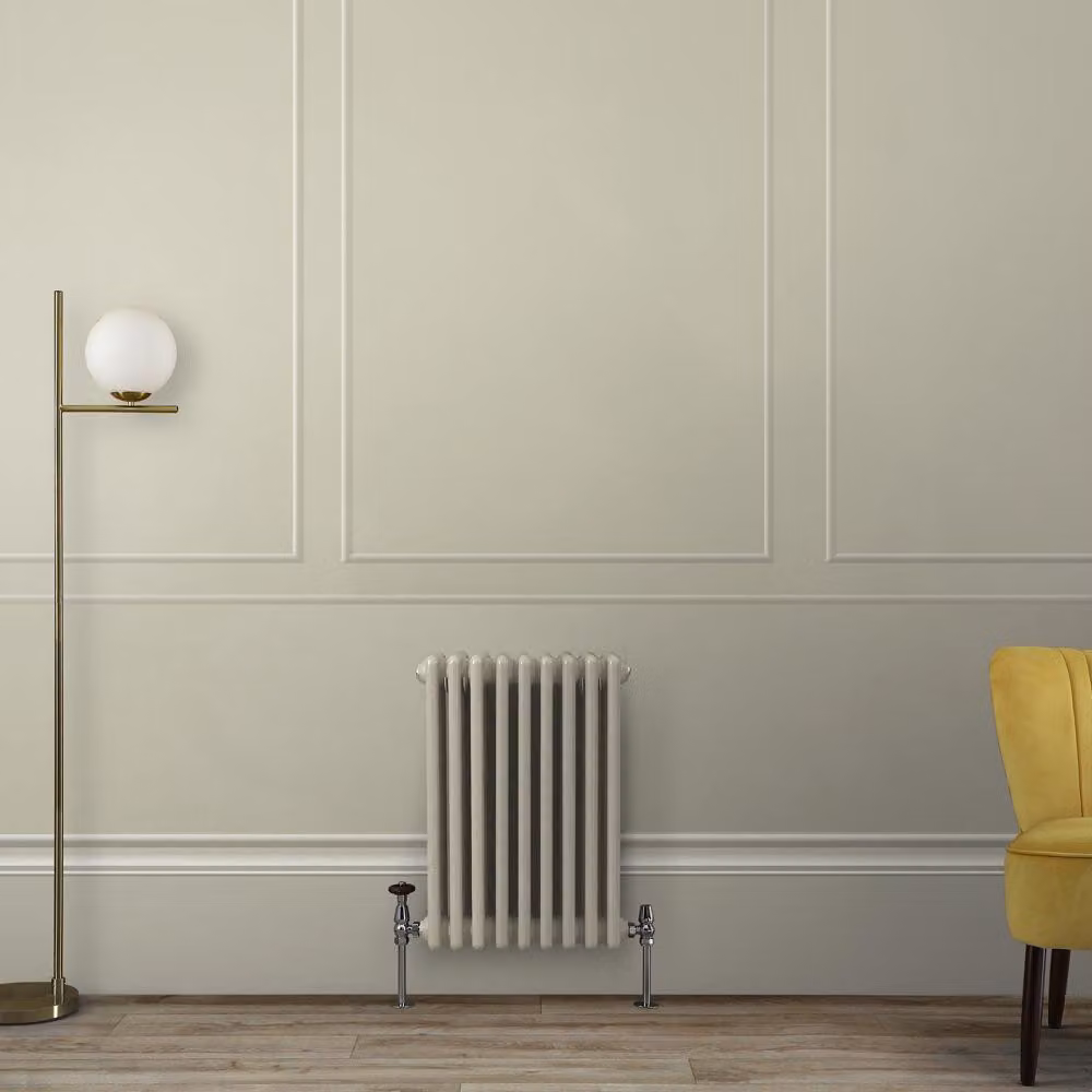 Radiatore Tradizionale a Tripla Colonna Orizzontale Color Lino (Pebble) - 600mm x 425mm - Regent