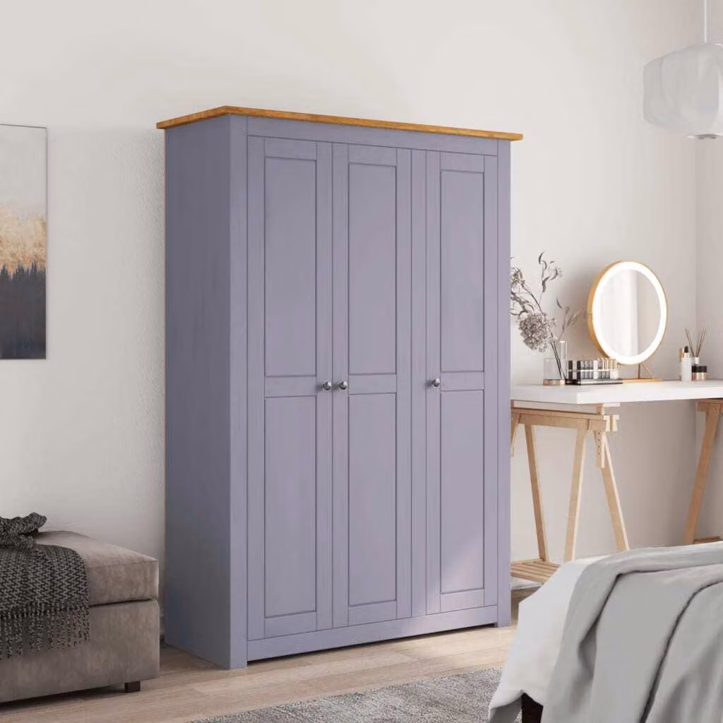 The Living Store Armadio 3 ante grigio 118×50×171,5 cm pino serie Panama