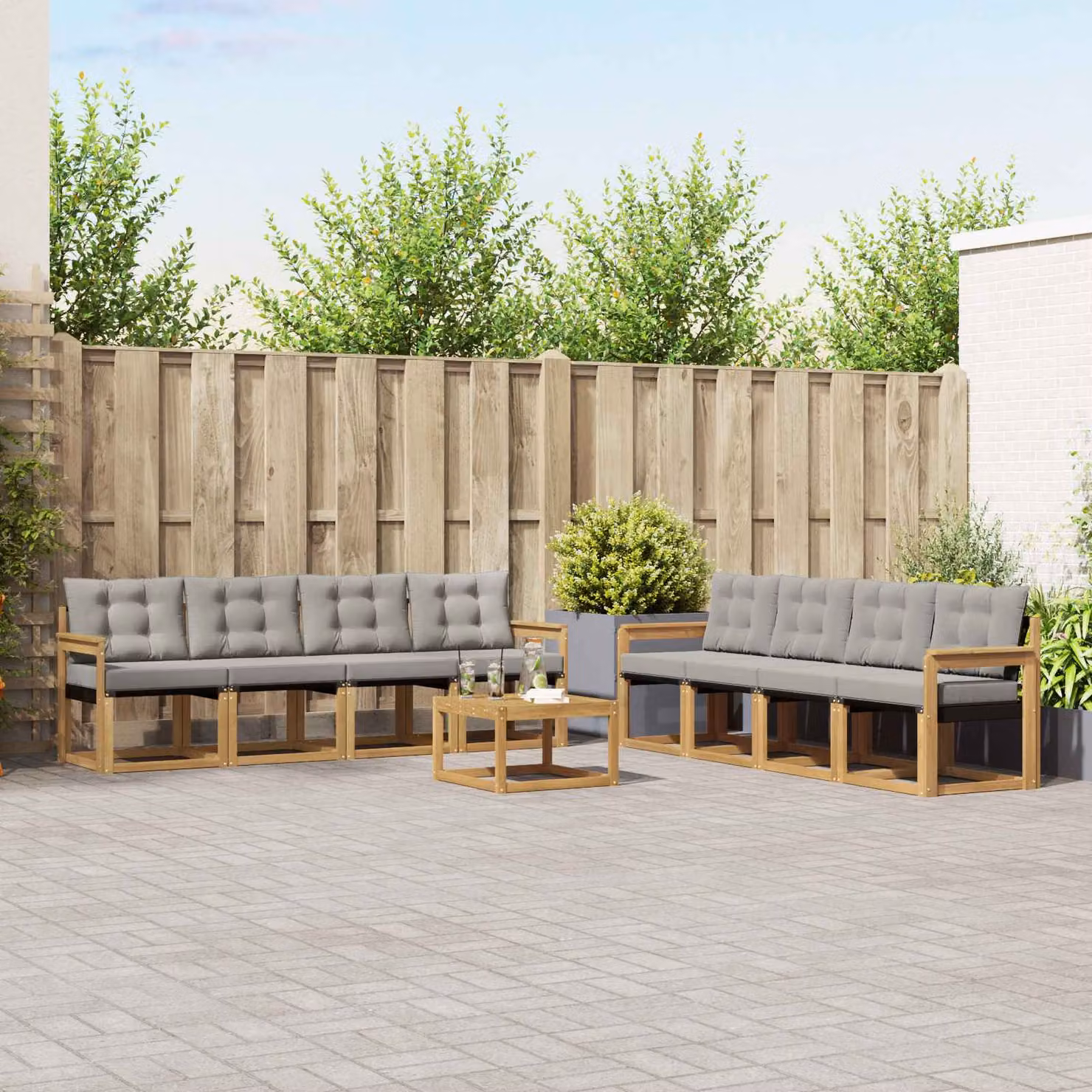vidaXL Set di divani da esterno a forma di L in legno di acacia con tavolo da caffè, 9 pezzi, Bianco, Grigio e Marrone