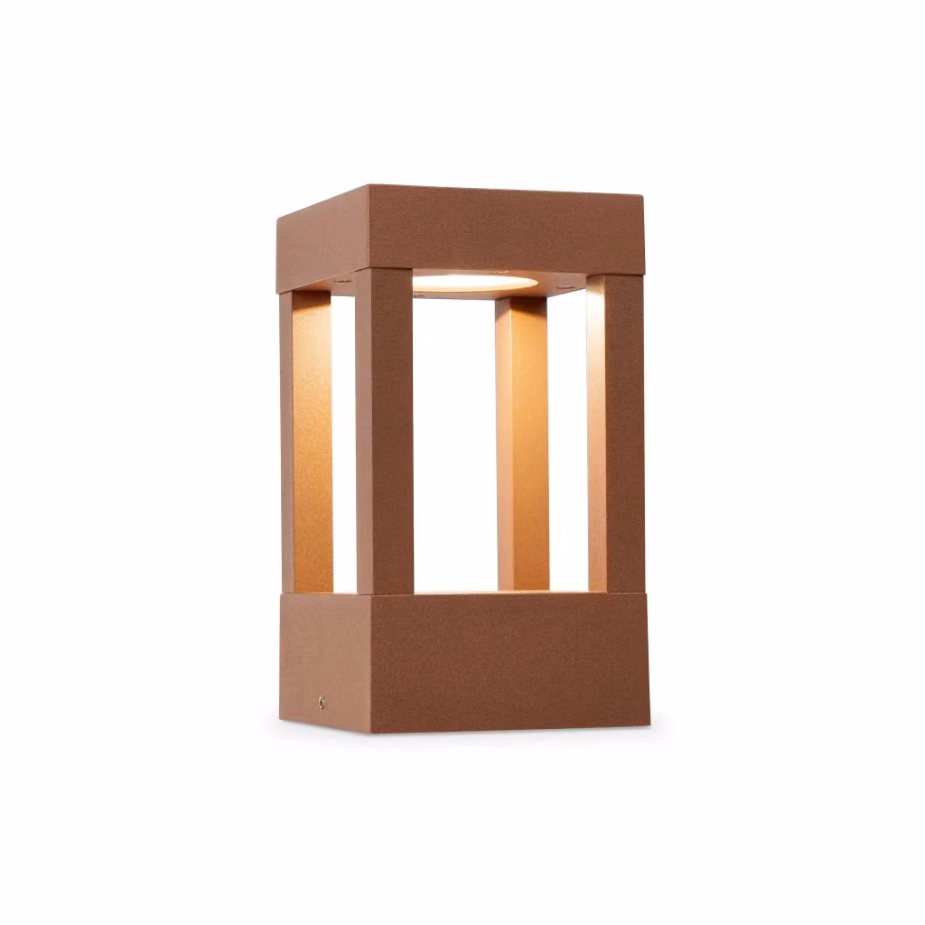 Faro da giardino a paletto Faro Barcelona AGRA P 2700K LED colore marrone – 2
