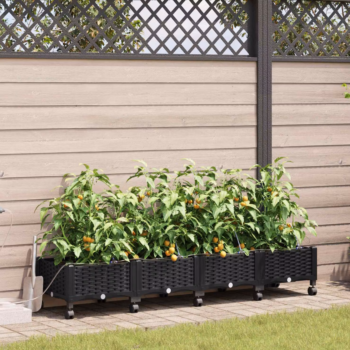 Set di 4 vasi da giardino con irrigazione e ruote vidaXL, colore nero, in plastica