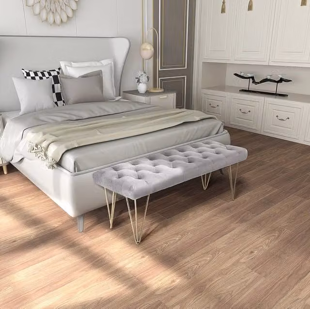 Panca da ingresso MODFU in velluto grigio con struttura in metallo oro L: 116 cm, P: 44,5 cm, H: 49 cm