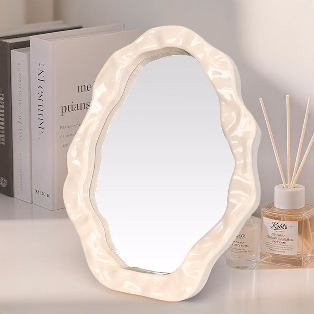 Specchio da tavolo, forma irregolare a nuvola, bianco opaco, 20,8 x 27,3 cm