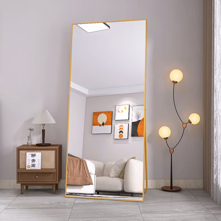 Specchio a figura intera Moonbite, 180x80 cm – cornice in alluminio dorato, da appoggiare o appendere