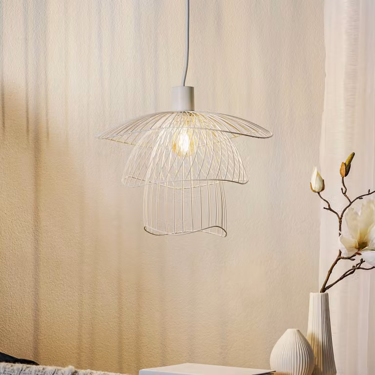 Forestier Lampada a sospensione Papillon XS, dimmerabile, Bianco / Opale, Soggiorno / Sala da pranzo, Metallo, Design, Lampada a sospensione