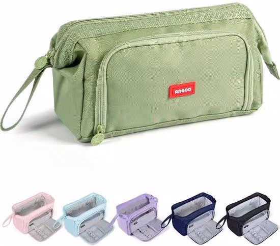Astuccio verde con 3 scomparti e maniglia