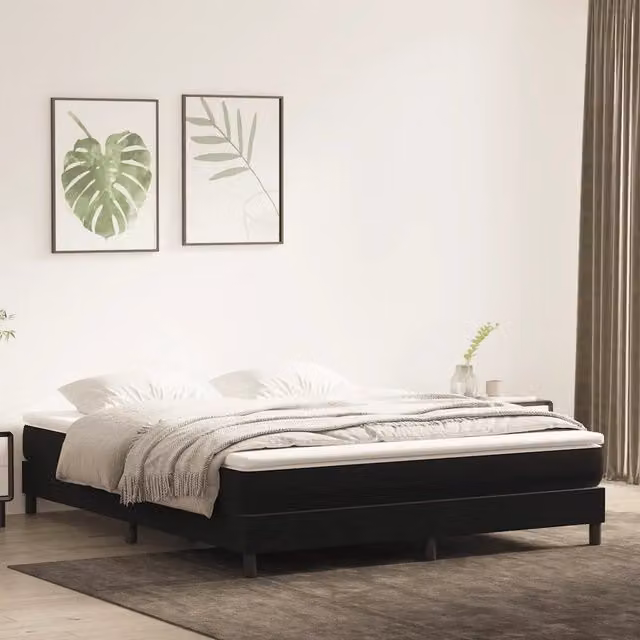 Letto a Molle Design Mania in Velluto Nero con Doghe in Legno L/P/H: 200 x 220 x 183 cm