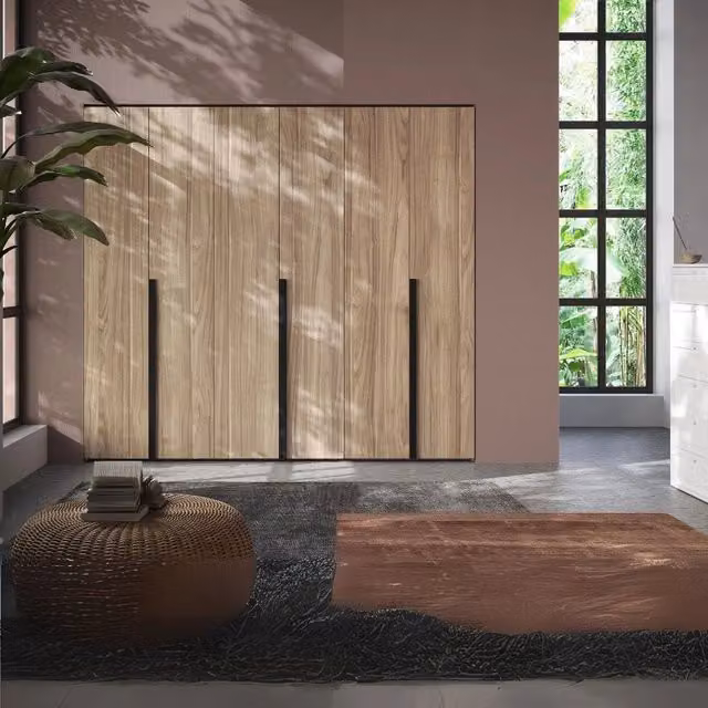 Armadio Coco con 6 ante battenti in noce americano, finitura opaca, L: 276 cm, P: 60,3 cm, H: 250 cm – 1
