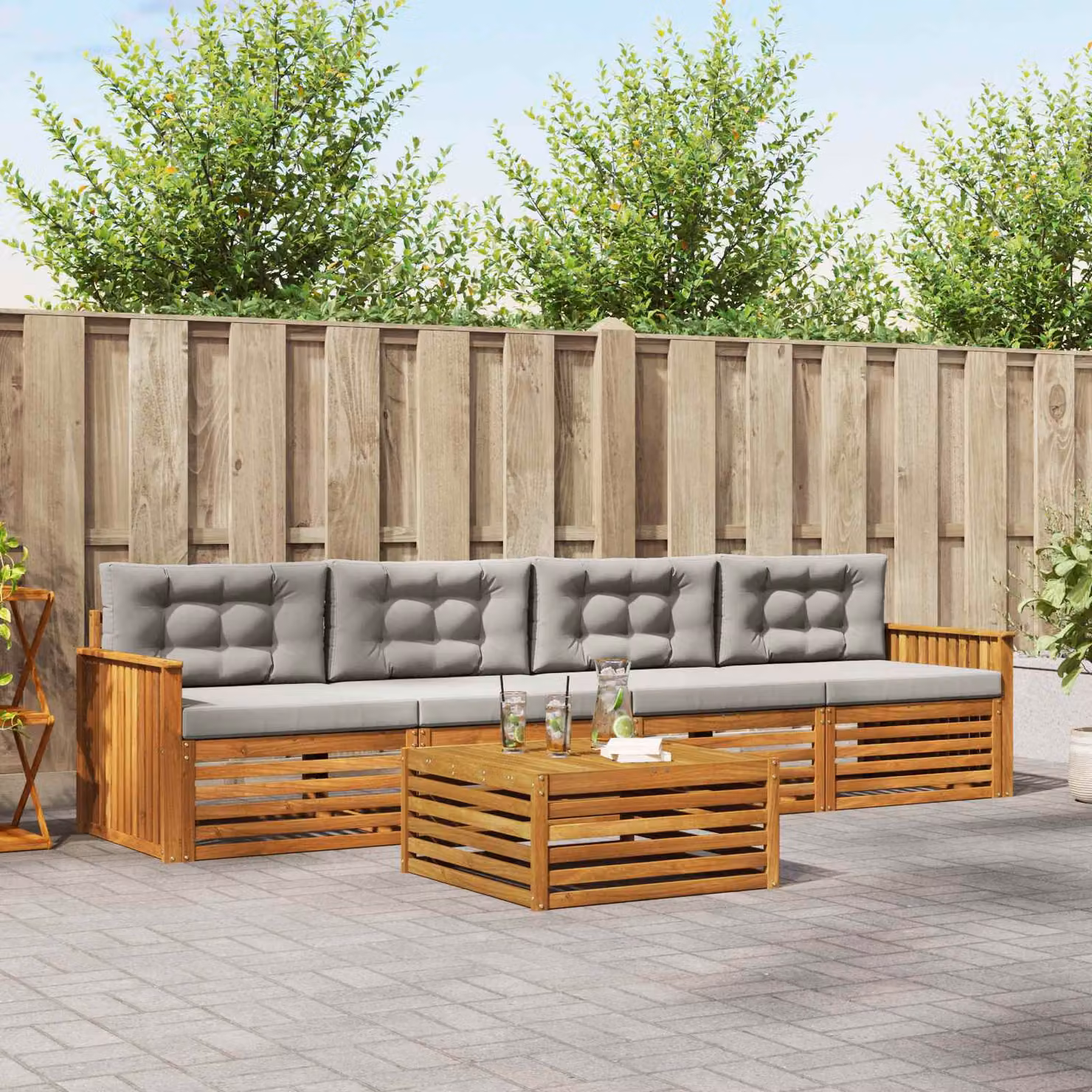 Set da giardino vidaXL composto da divano a 3 posti, poltrone e tavolino da caffè in legno di acacia trattato, colore grigio e marrone
