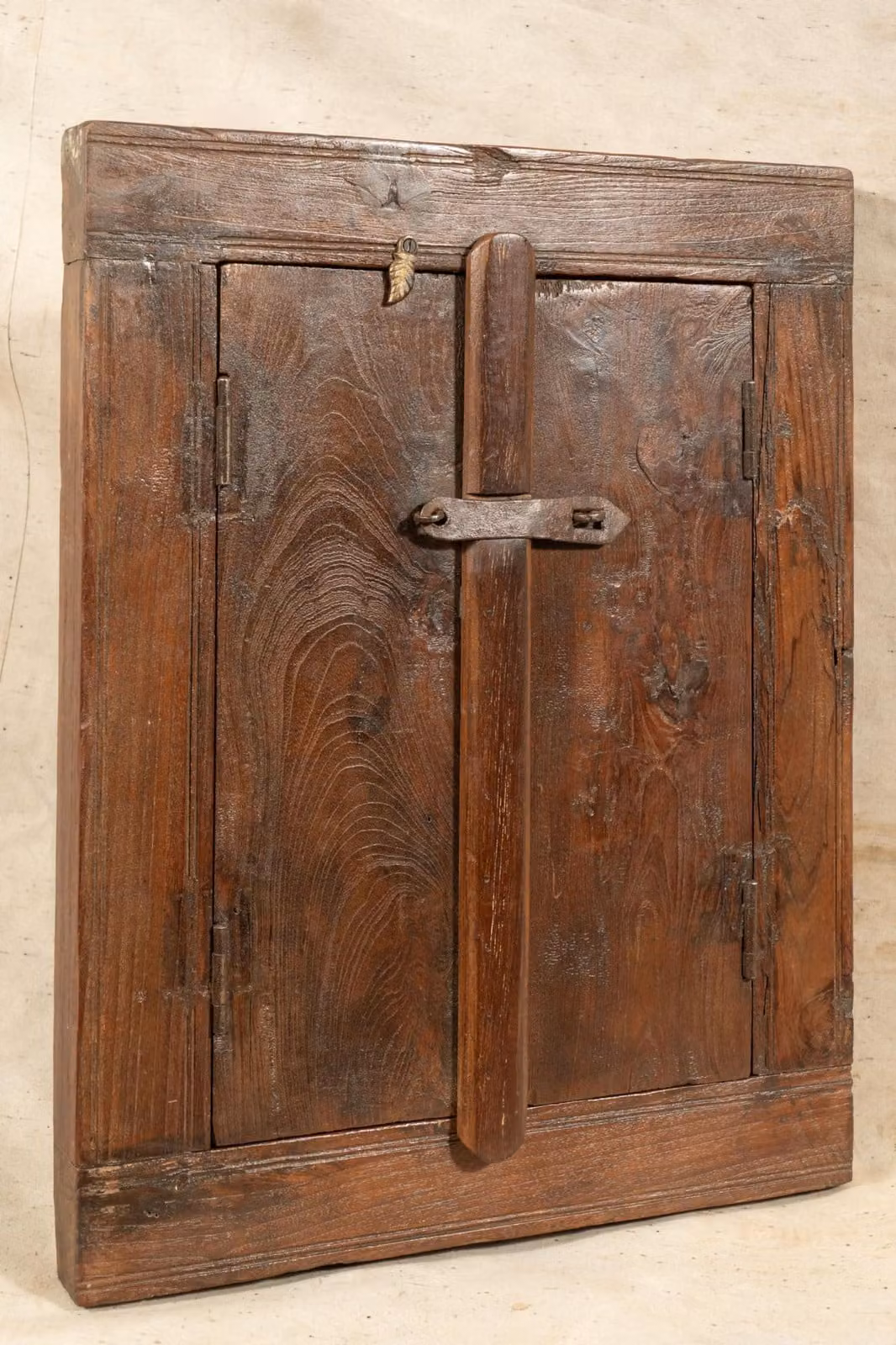 Finestra in legno di teak antico, dimensioni L 44,5 x P 7,5 x H 56,5 cm