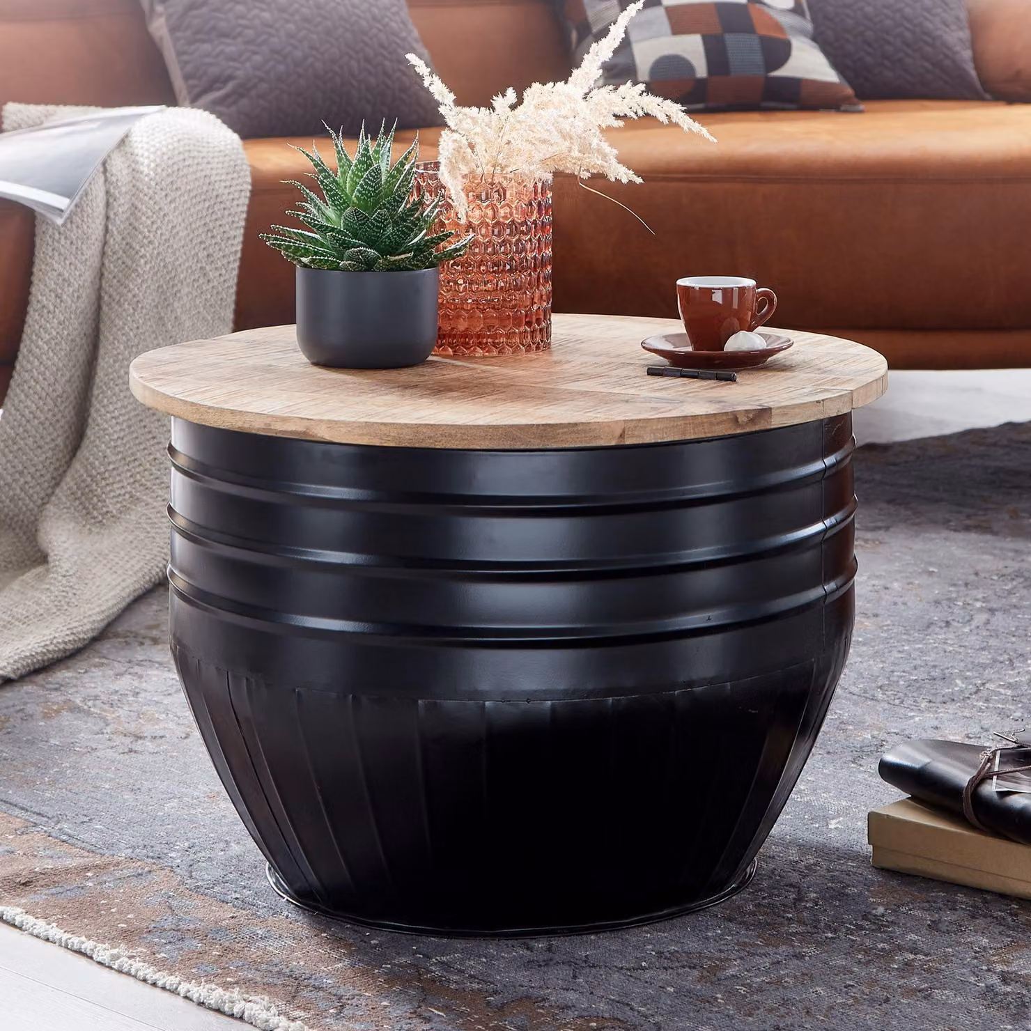 FineBuy Tavolino da caffè in legno massiccio di mango in metallo 60x41x60 cm Tavolino da salotto rotondo in stile industriale con portaoggetti Tavolino da salotto moderno Tavolino da divano Nero
