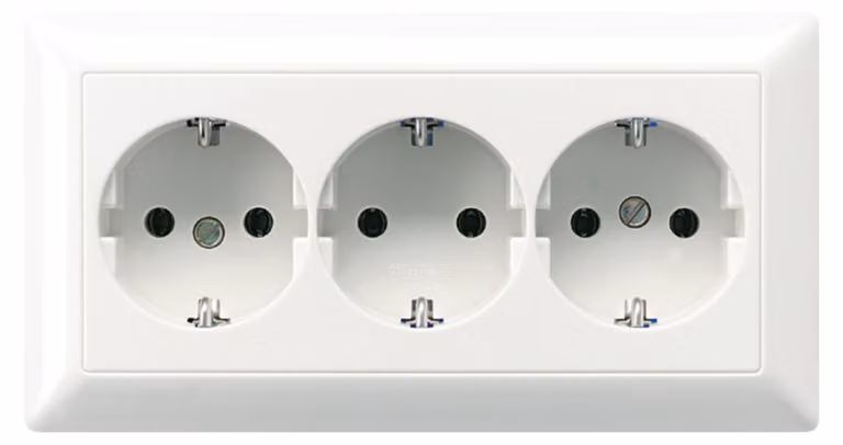Jung KK-SCHUKO presa di corrente aws 16A 250V 3-gang AS 523 WW