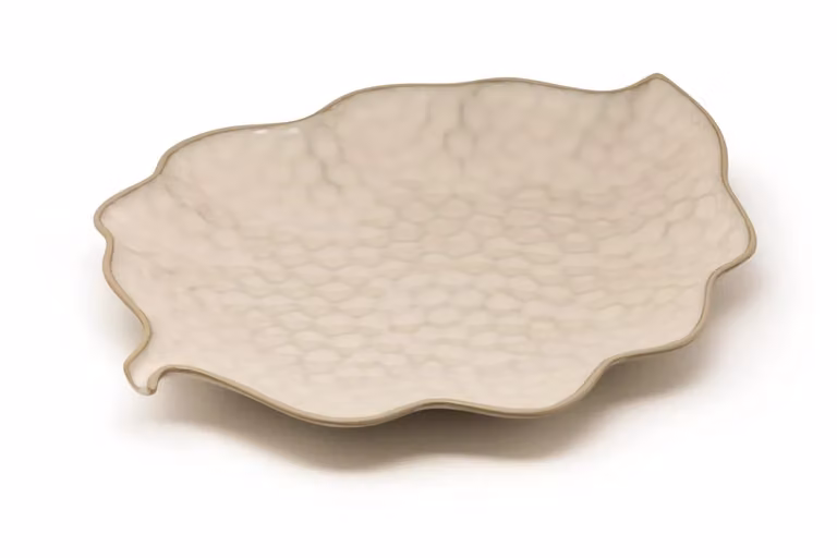 Vassoio foglia beige in porcellana Le Coq Kypseli, cm 34,5x26,5