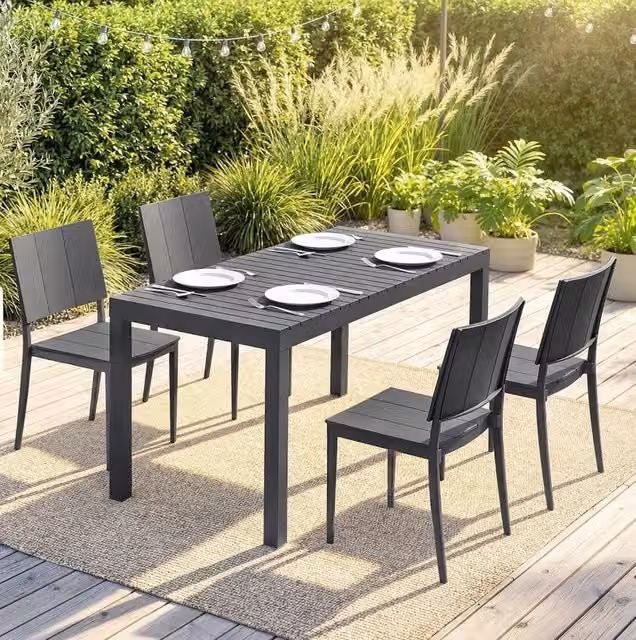 Set da giardino 5 pezzi con tavolo rettangolare e 4 sedie impilabili in metallo grigio scuro