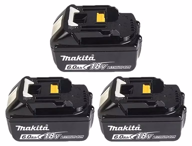 Batterie, capacità 6000 mAh, caratteristiche di sicurezza, 3 batterie da 6000 mAh