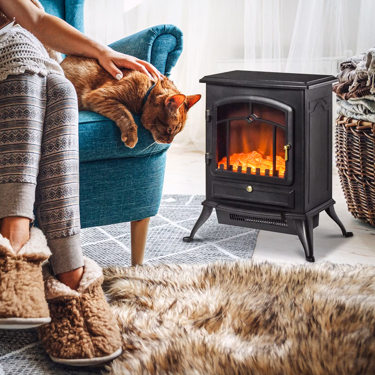 Camino Elettrico da Terra con Effetto Fiamma Aosom Nero L: 45 cm, P: 28 cm, H: 54 cm con Potenza 1000W/2000W – 2