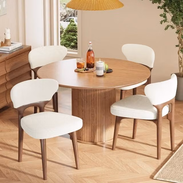 Set di 2 sedie da pranzo in legno massello e ciniglia; beige chiaro