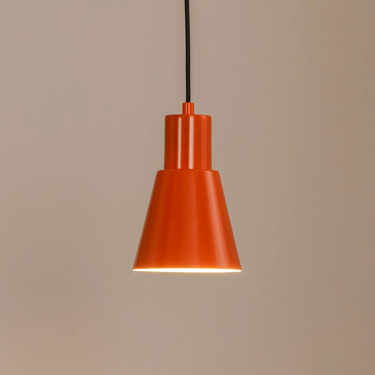 Lampada a sospensione Konikkem Opviq, dimmerabile, Giallo / Arancione, Soggiorno / Sala da pranzo, Metallo, Giovanile, Lampada a sospensione