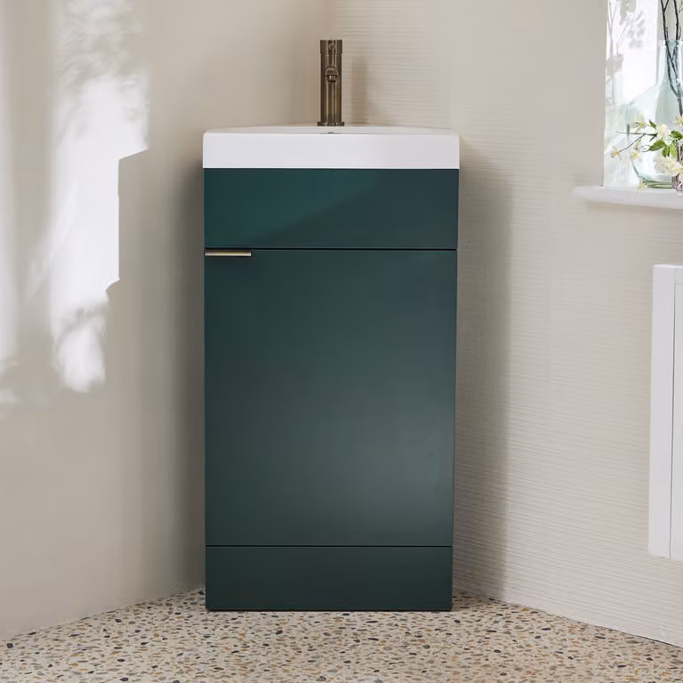 Mobile Bagno a Terra Angolare Verde Scuro da 450mm con Lavabo e Maniglia con Impugnatura a Dito in Ottone Spazzolato - Cluo
