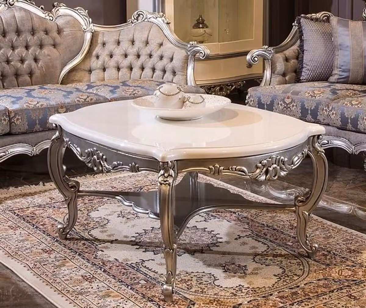 Casa Padrino tavolino barocco bianco / argento 118 x 89 x h. 58 cm - Tavolo da salotto in legno massiccio - Mobili in stile barocco