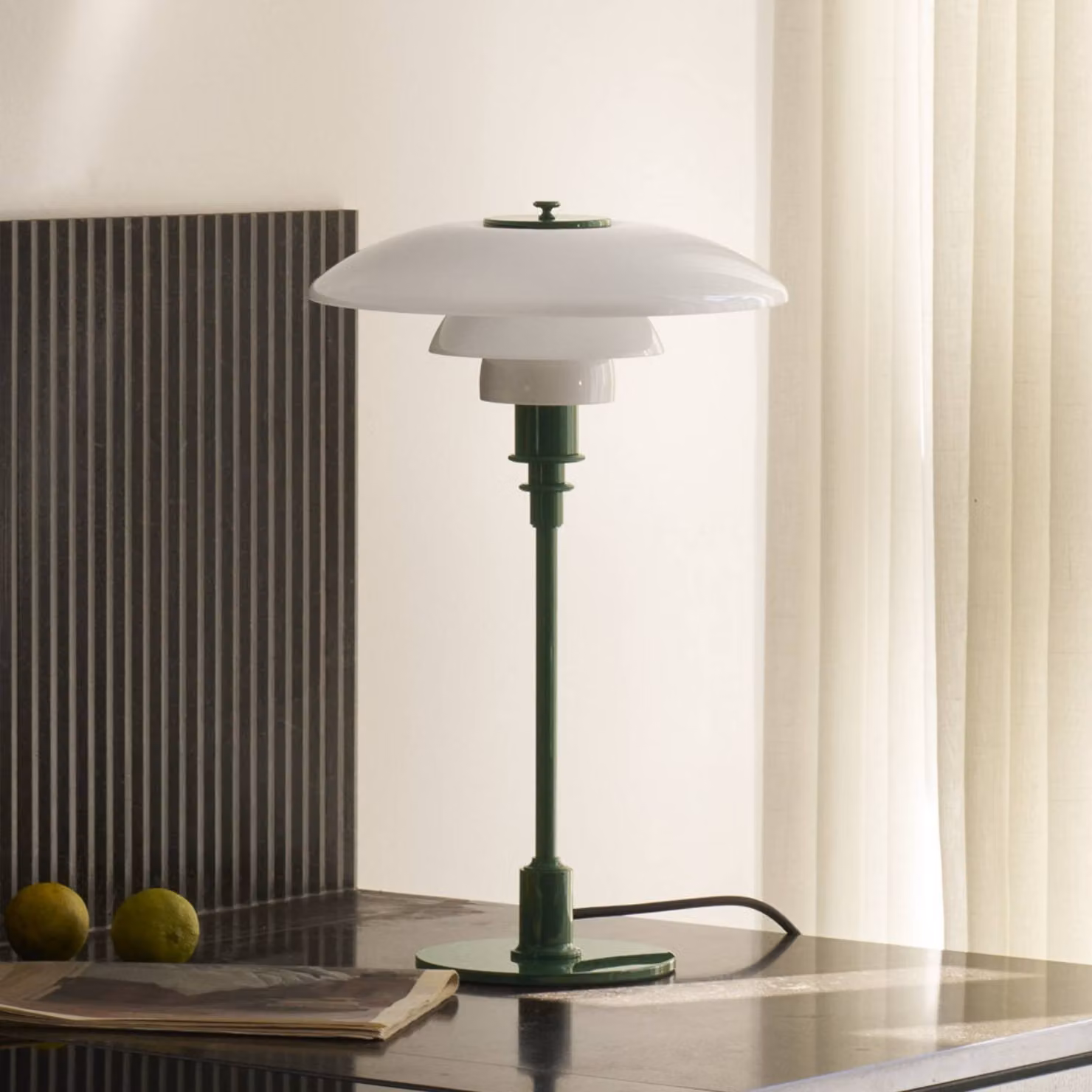 Louis Poulsen Lampada da tavolo PH 3/2, Verde, Soggiorno / Sala da pranzo, Ottone, Design, Lampada da tavolo