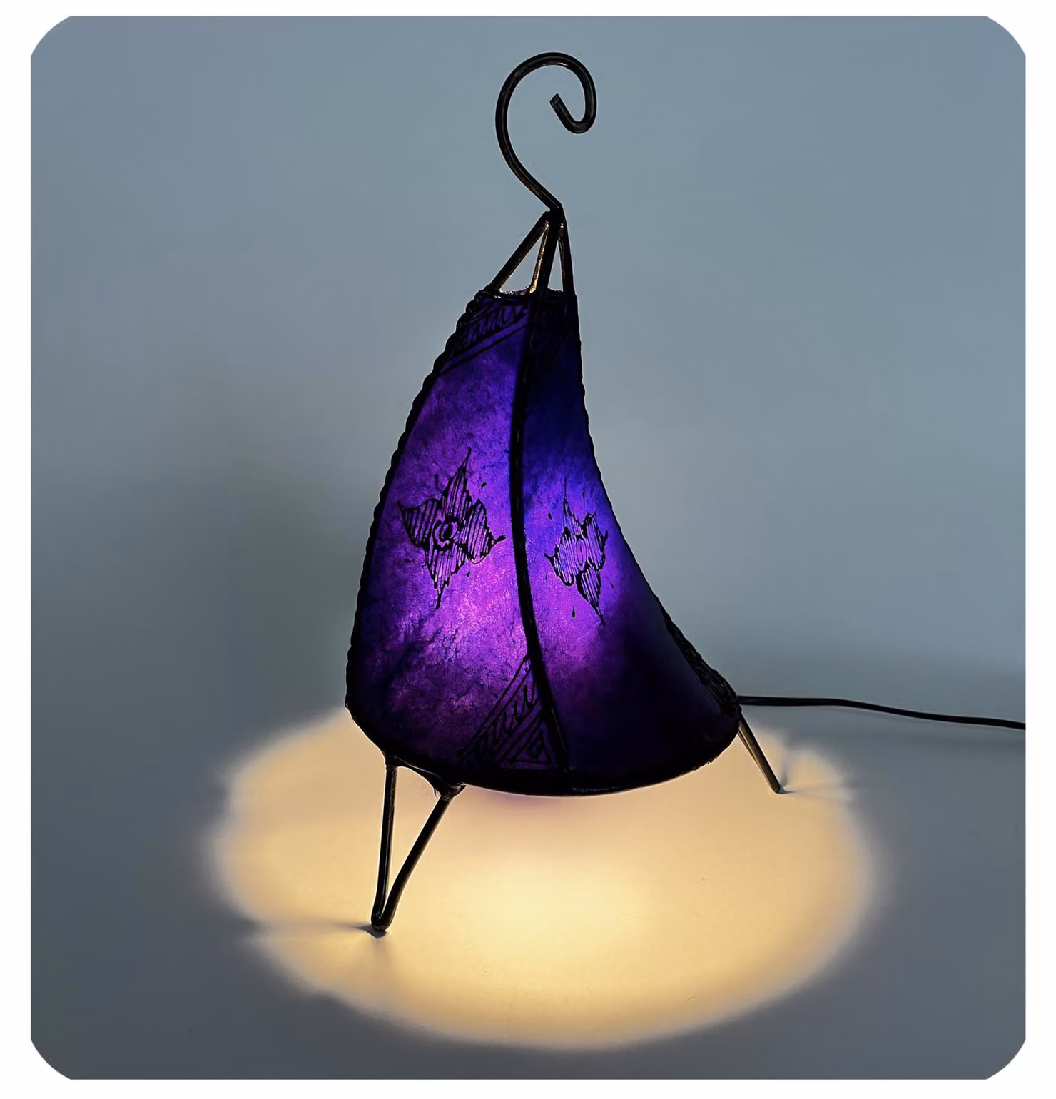 Lampada orientale Lampada Henna Lampada in pelle marocchina Lampada da tavolo Lampada da terra Henna Tissir Orient 35-38 cm, viola
