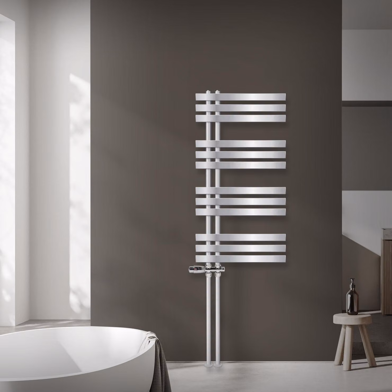 Radiatore da bagno LuxeBath Design, 500x1000 mm, cromo, set di collegamento termostatico a pavimento, senza elemento riscaldante