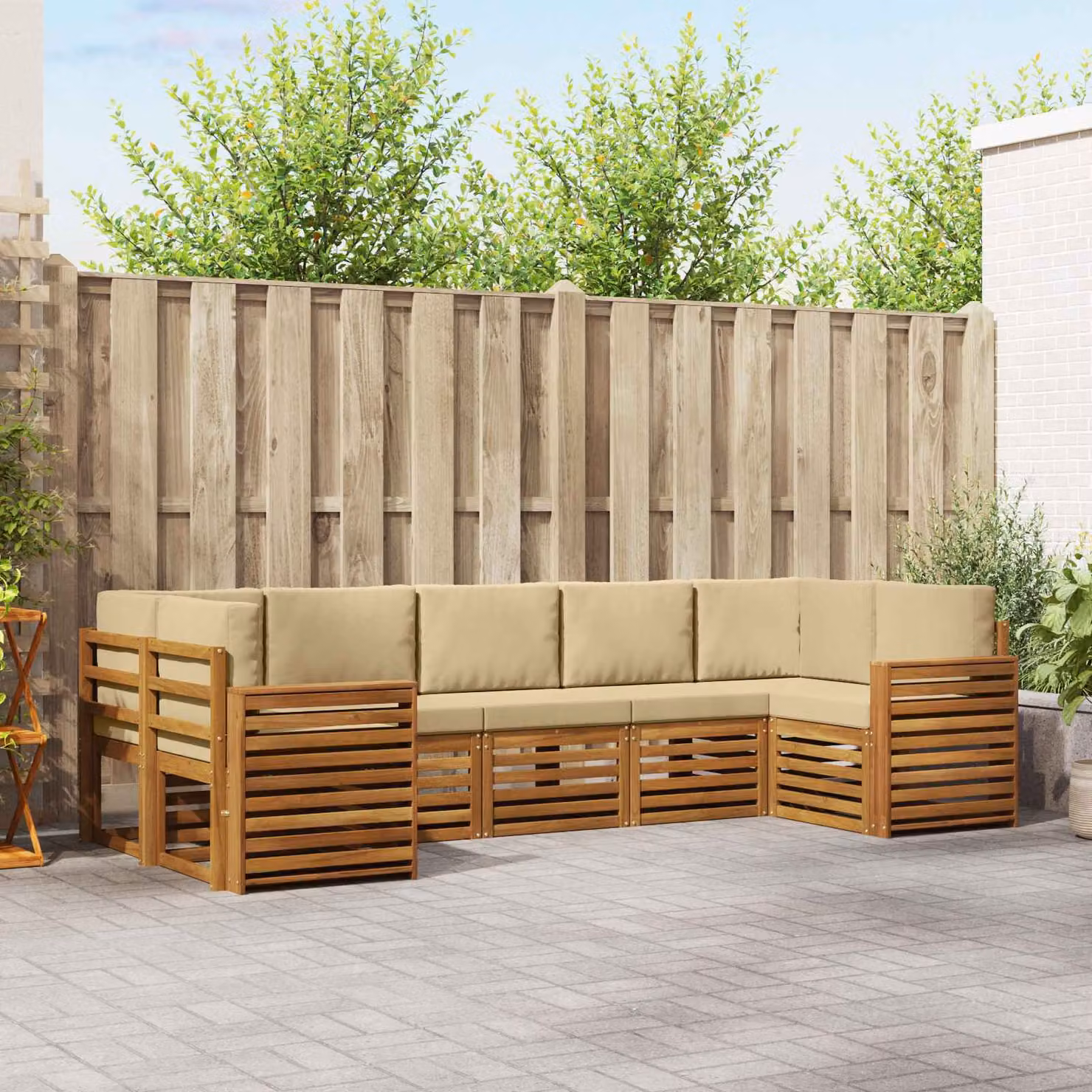 Set di divani da esterno vidaXL a forma di L composto da 7 pezzi in legno di acacia con cuscini beige e marrone