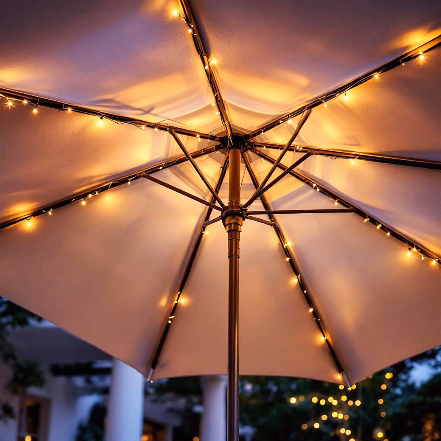 1.02 Luci solari per ombrelloni bianco caldo - 8 fili da 1,2 metri - Illuminazione per ombrelloni