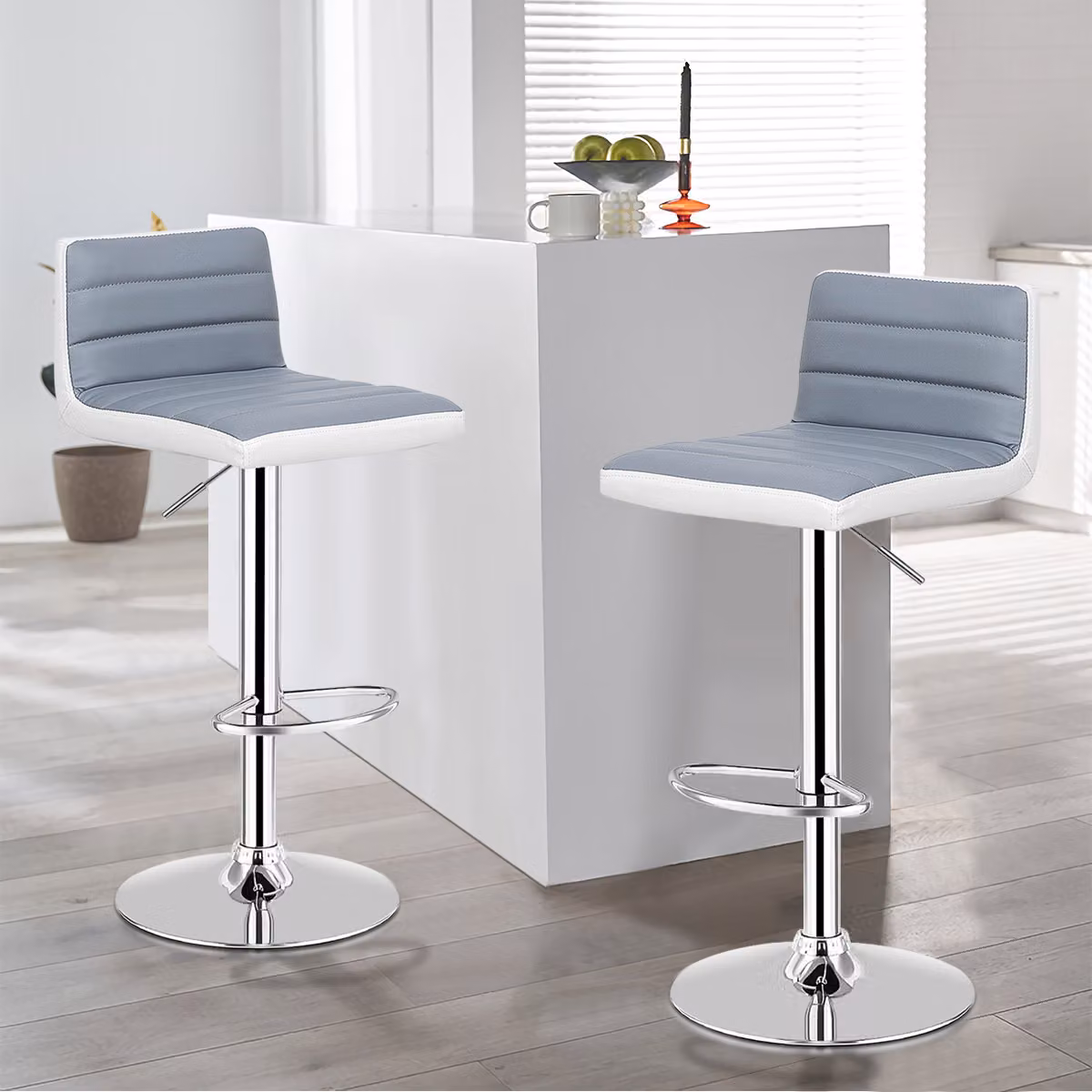 Set di 2 sgabelli da bar regolabili Costway in pelle PU grigia con schienale basso e base rotonda in metallo