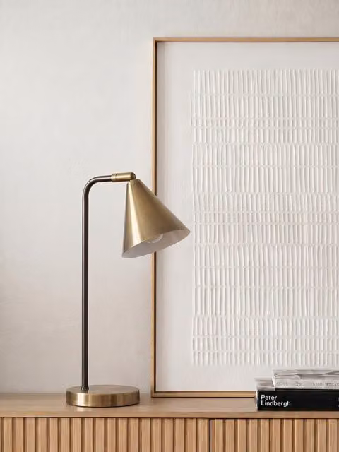 Lampada da tavolo Shine Kenay Home in metallo, disponibile in oro/ottone o nero
