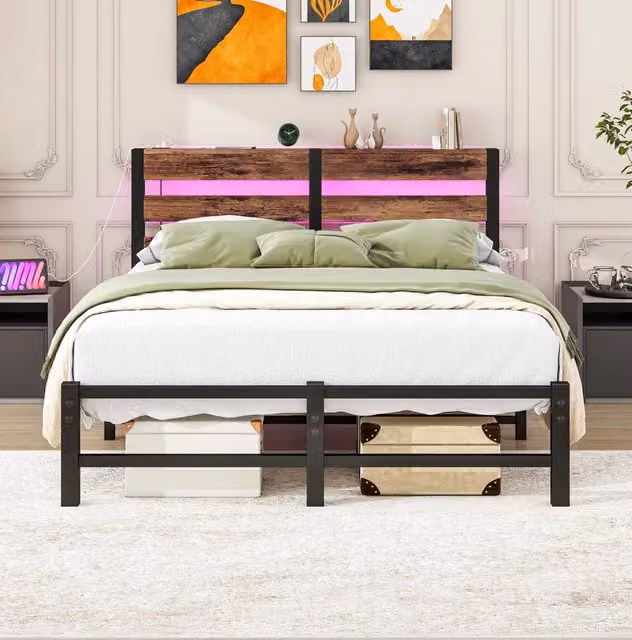 Letto 120x200 cm in metallo e legno con LED RGB; 2 porte USB e spazio sottostante