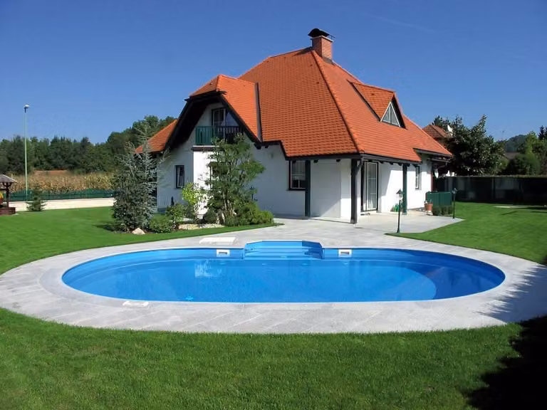 Piscina ovale TAHITI 623 x 360 x 150 cm | liner interno 0,8 mm blu | corrimano BASIC blu