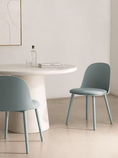 Sedia moderna in plastica verde Kenay Home