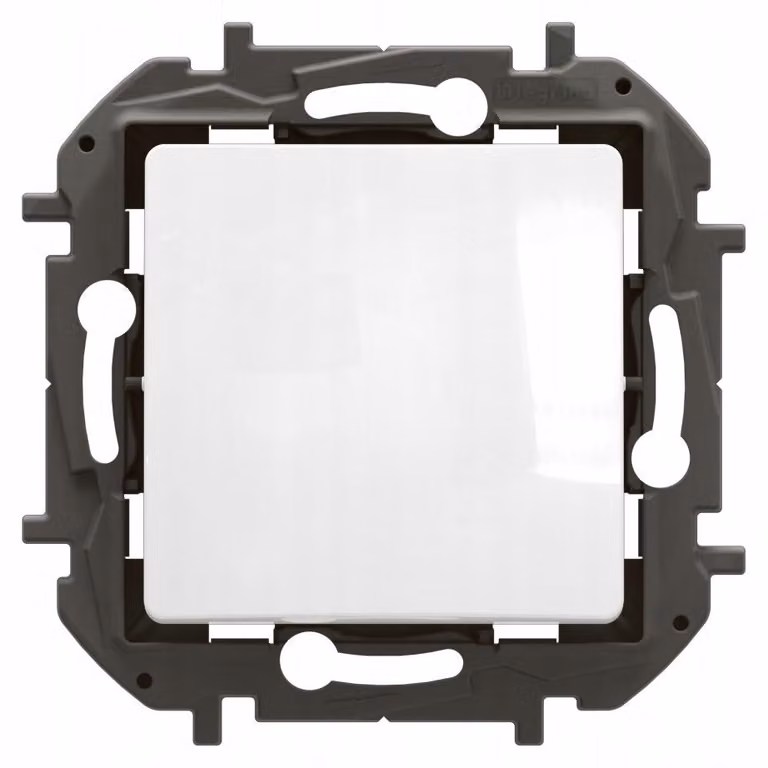 Legrand NILOE Interruttore unipolare 10 AX, colore bianco, modello NP2110WH
