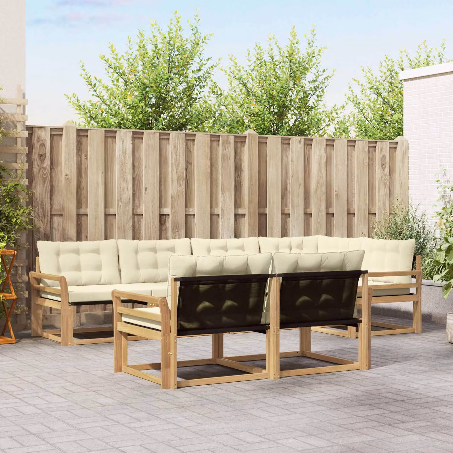 Set di divani da esterno vidaXL 7 pz in legno di acacia con cuscini bianchi e beige