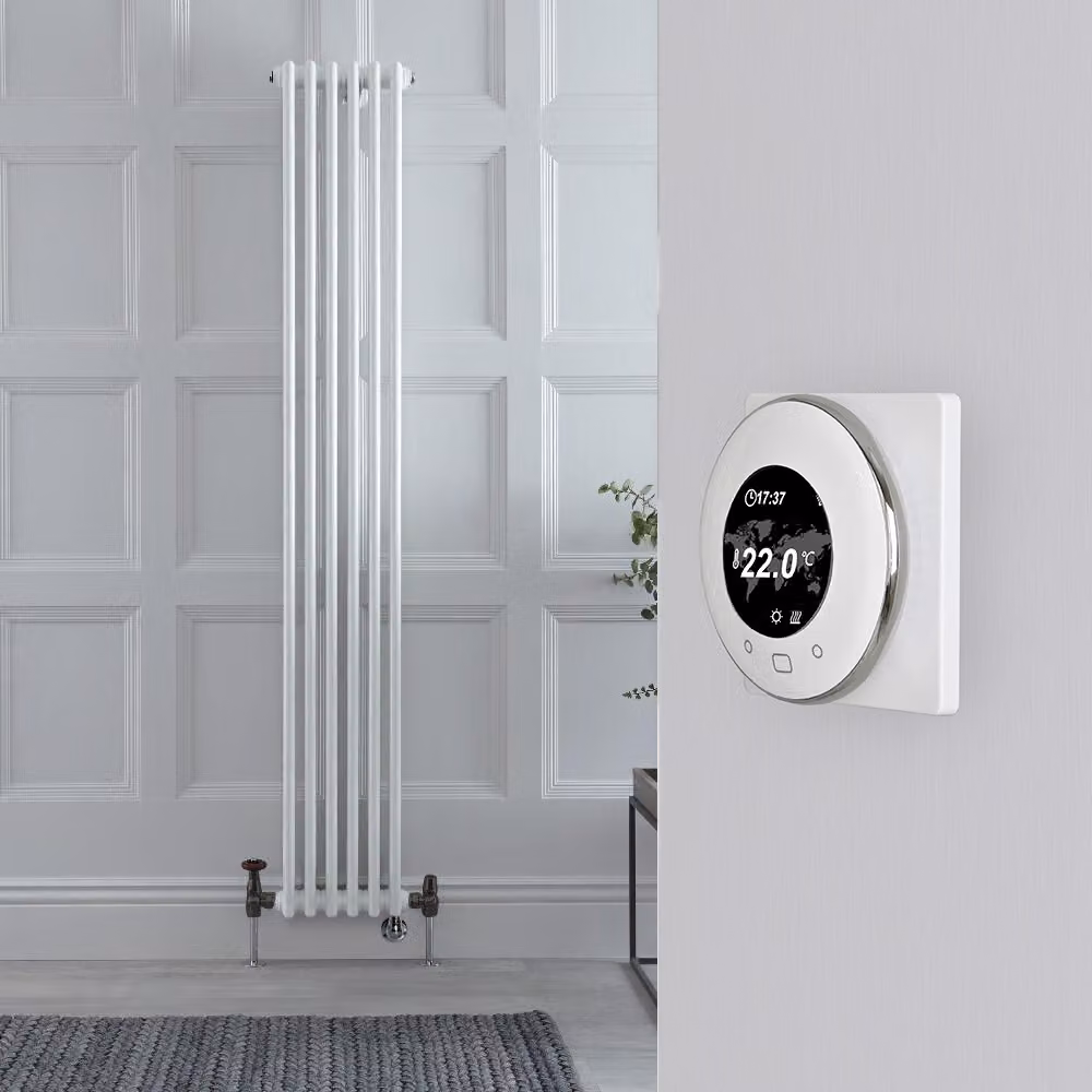 Radiatore Misto Verticale Bianco Triplo con Valvole in Ottone Anticato e Termostato WiFi - 1800mm x 290mm - Regent