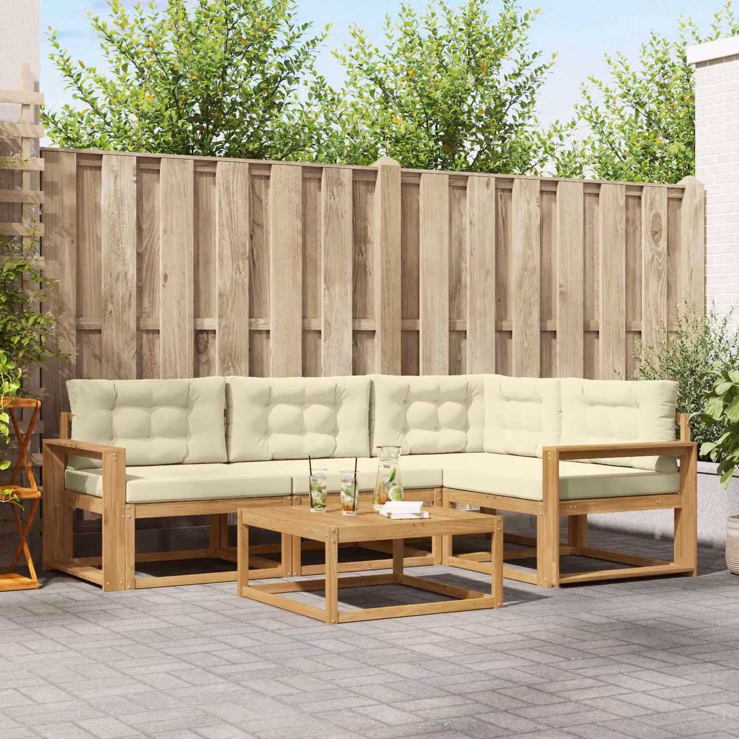 Set di divani da esterno vidaXL a forma di L con tavolo da caffè, composto da 5 pezzi in legno di acacia e tessuto resistente ai raggi UV, colori bianco, beige e marrone
