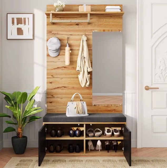 Mobiletto guardaroba compatto con specchio, seduta imbottita e appendiabiti, in truciolato nero e legno, 110x38x190 cm
