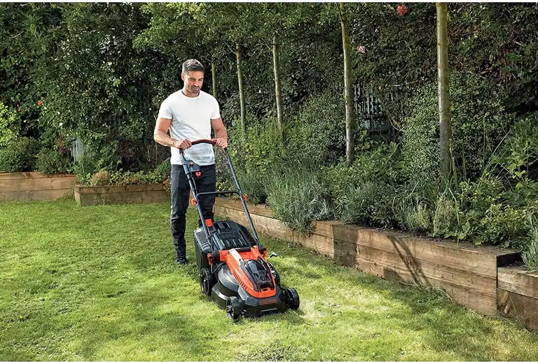 Black & Decker Akku-Rasenmaeher,36V,2x2,5Ah,38cm