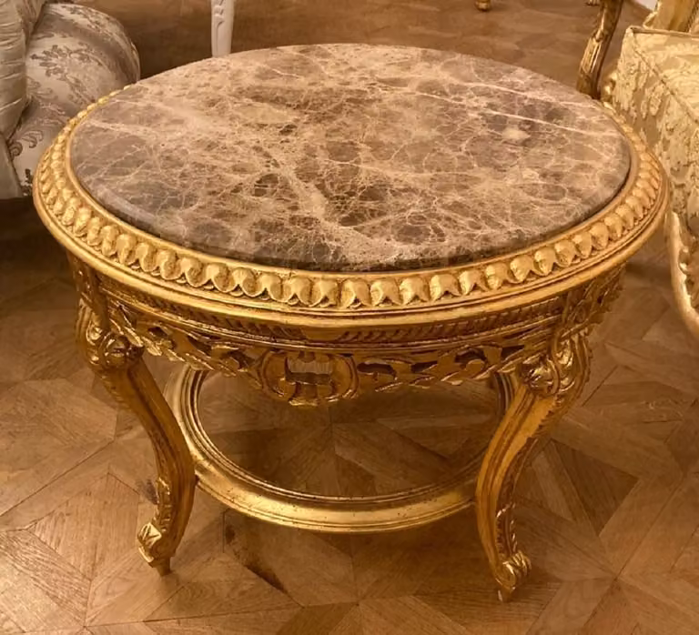 Casa Padrino Tavolino barocco con piano in marmo oro/grigio - Tavolo da salotto rotondo in legno massiccio in stile barocco - Mobili da salotto in stile barocco - Mobili barocchi - Mobili in stile antico