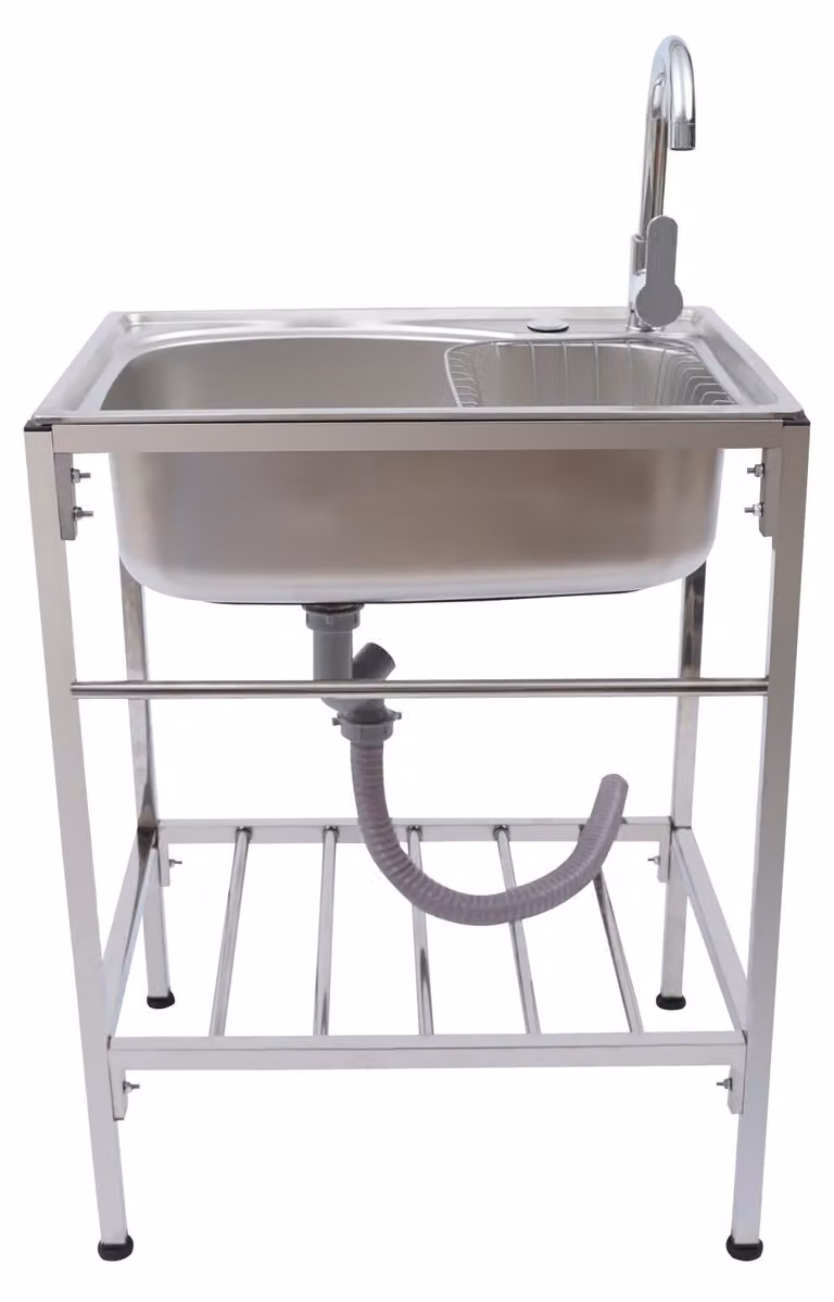 Lavello da cucina, struttura in acciaio inox, rubinetto acqua calda e fredda, argento