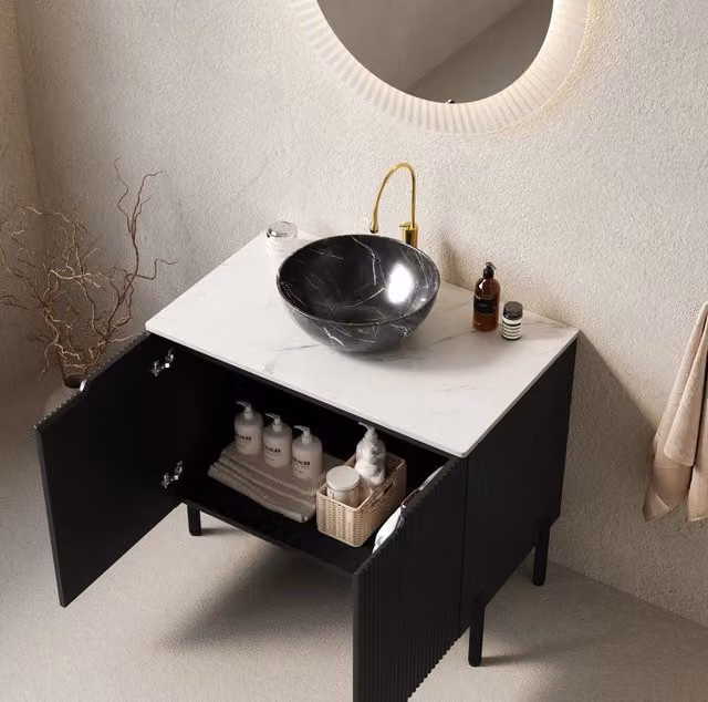 Mobile bagno indipendente TURIO 76 cm con lavabo nero in ceramica effetto pietra e piano in pietra sinterizzata bianca Carrara